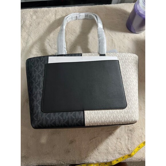 Michael Kors Jet Set Travel Large Tote Bag In Beige & Black Canvas - Picture 11 of 13